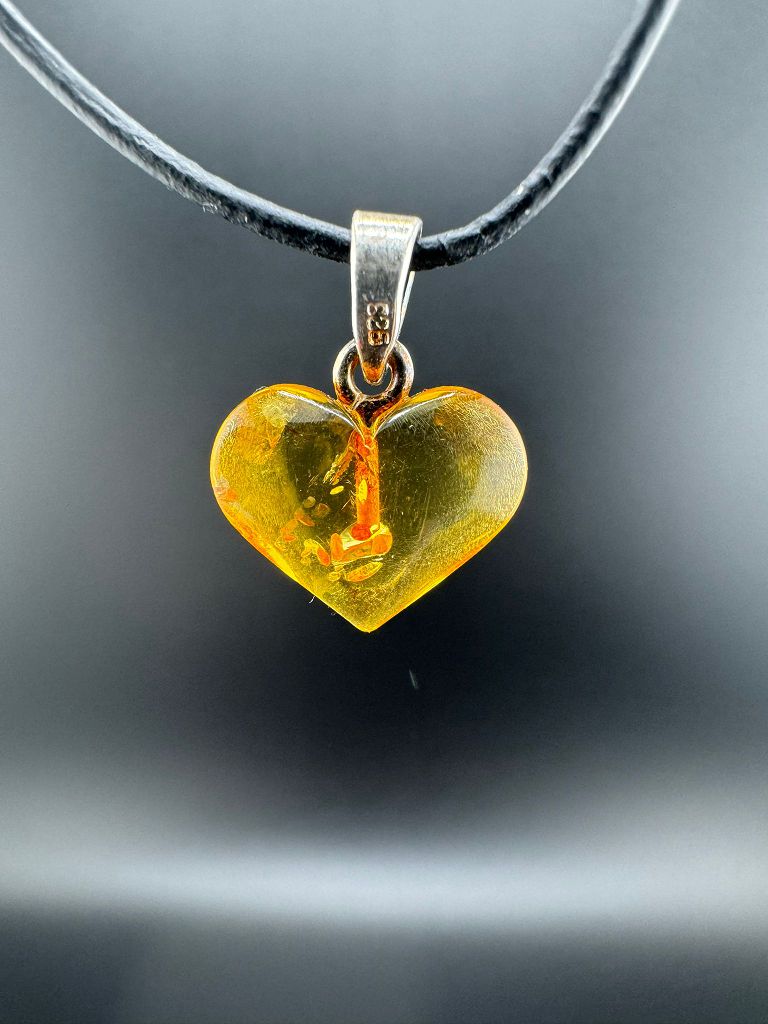 Bernstein-Herz mit 925er Silber