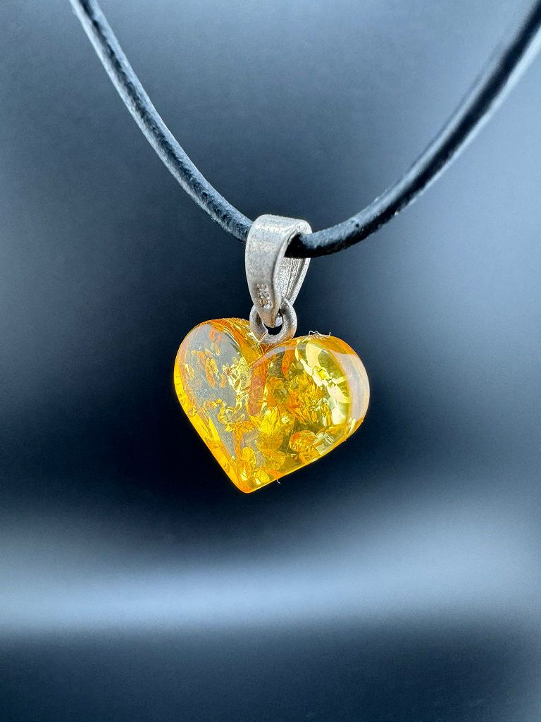 Bernstein-Herz mit 925er Silber